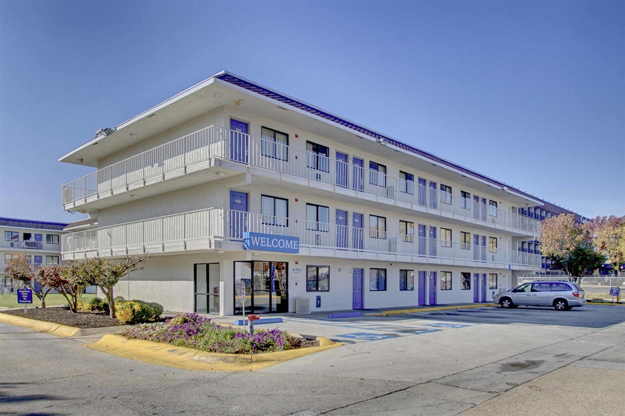 Motel 6-Capitol Heights, Md - Washington Largo Exterior foto